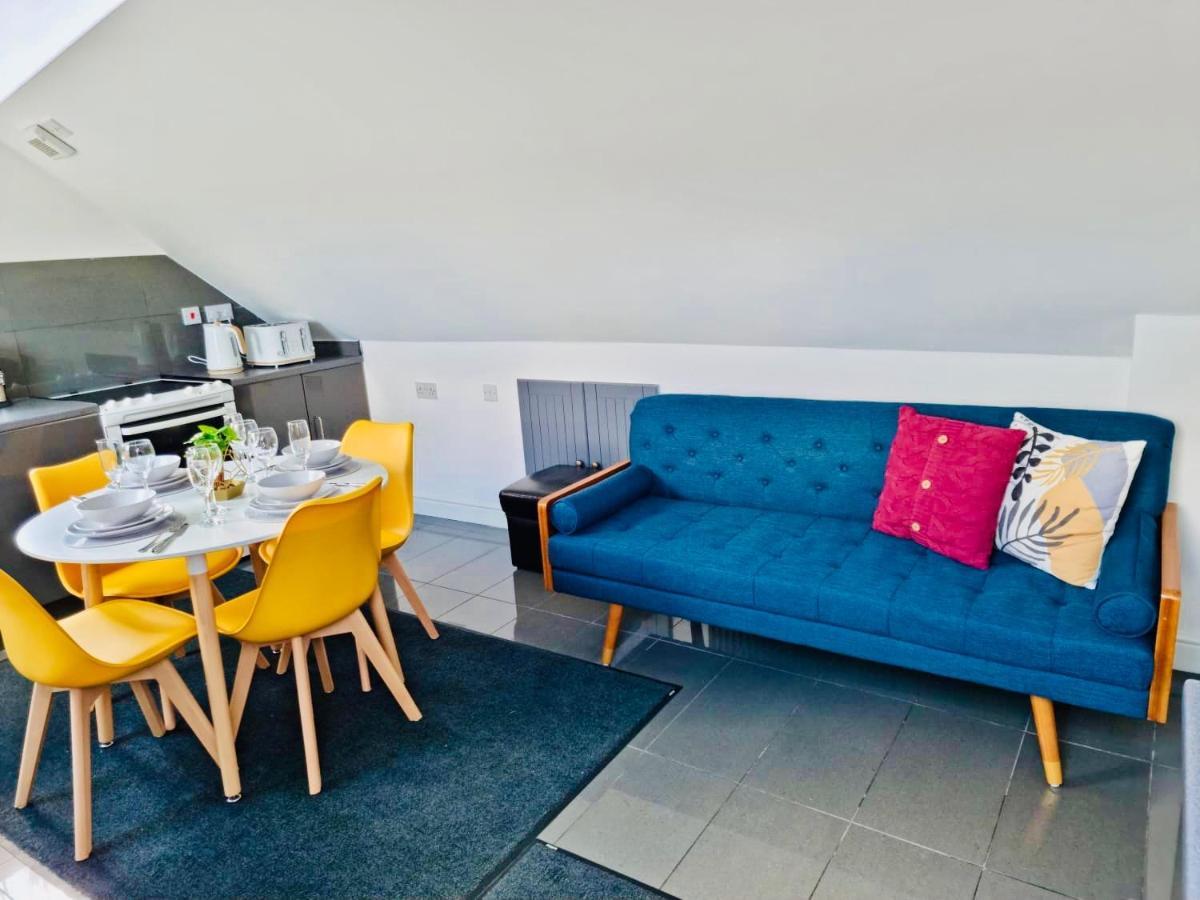 Cosy 3 Bed Apartment Near Birmingham Airport & Nec Perfect For Groups & Contractors! מראה חיצוני תמונה
