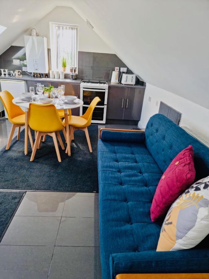 Cosy 3 Bed Apartment Near Birmingham Airport & Nec Perfect For Groups & Contractors! מראה חיצוני תמונה