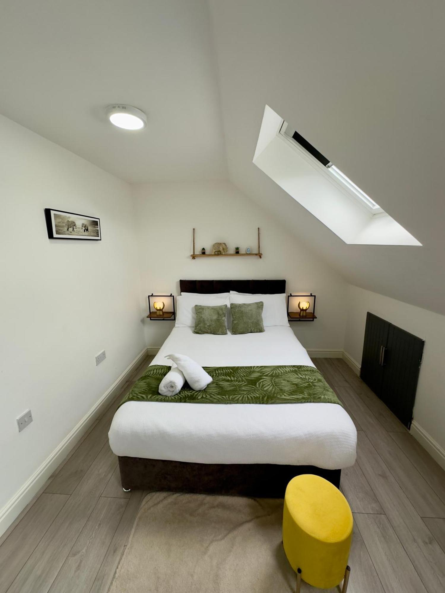 Cosy 3 Bed Apartment Near Birmingham Airport & Nec Perfect For Groups & Contractors! מראה חיצוני תמונה
