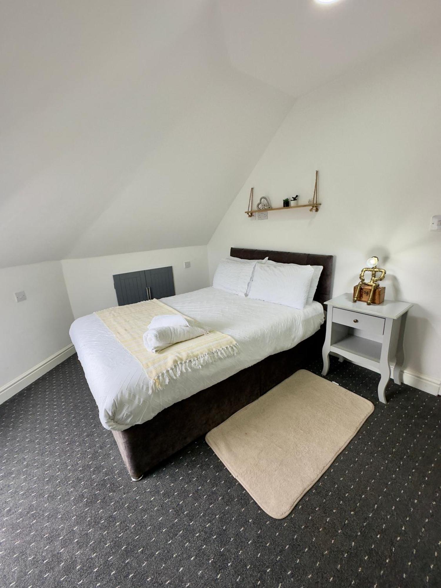 Cosy 3 Bed Apartment Near Birmingham Airport & Nec Perfect For Groups & Contractors! מראה חיצוני תמונה
